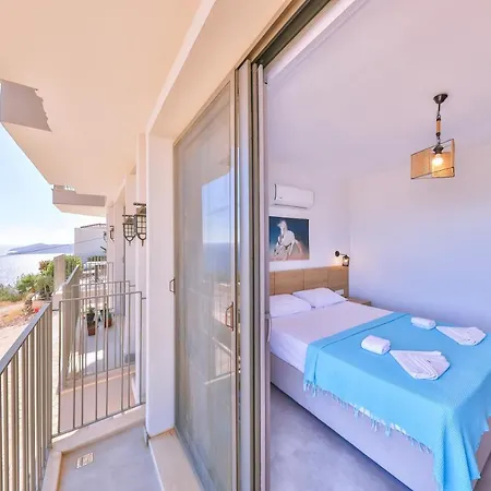 Goekyuezue Suit Apart Kaş Buitenkant foto