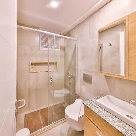 Goekyuezue Suit Apart Kaş Buitenkant foto