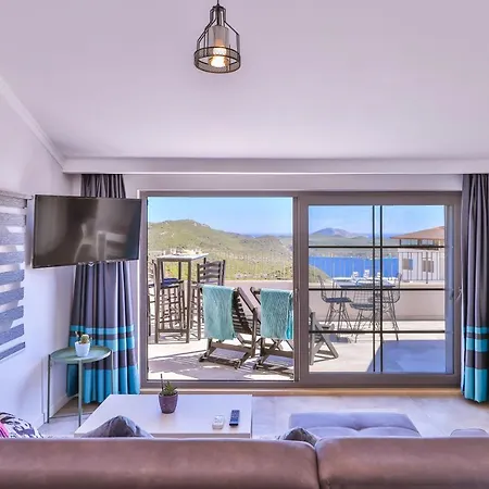 Goekyuezue Suit Apart Kaş Buitenkant foto