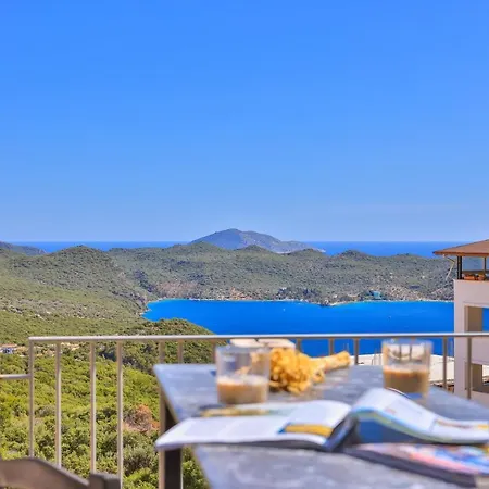 Goekyuezue Suit Apart Kaş Buitenkant foto