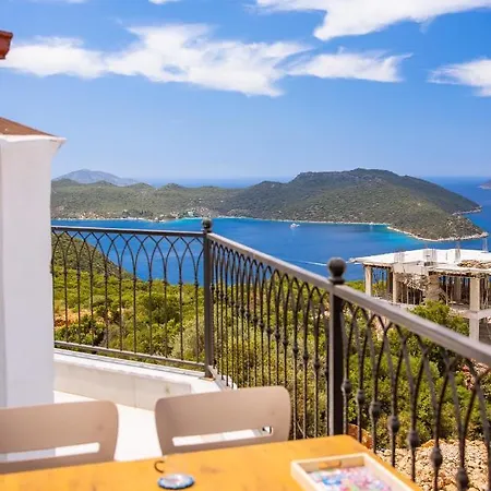 Goekyuezue Suit Apart Kaş Buitenkant foto