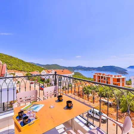 Goekyuezue Suit Apart Kaş Buitenkant foto