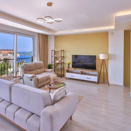 Goekyuezue Suit Apart Kaş Buitenkant foto