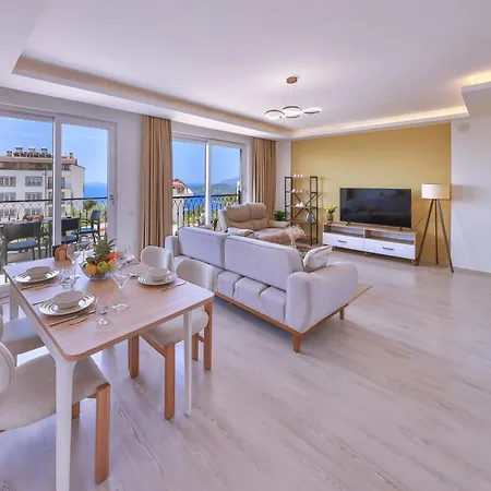 Goekyuezue Suit Apart Kaş Buitenkant foto